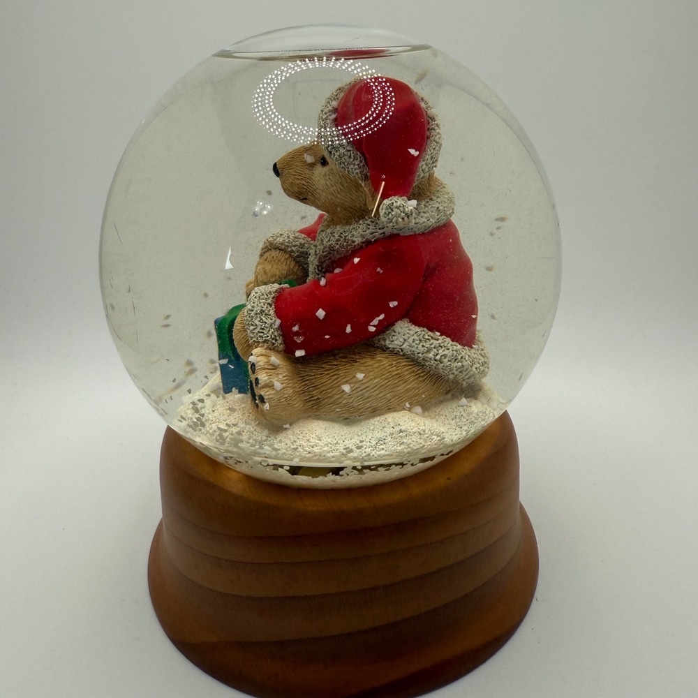 Eddie Bauer Home 1998 Teddy Bear Christmas Snow Globe Musical Glitter Dome - Picture 3 of 7